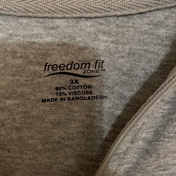 Everyday Hooded Vest! - Picture 2 of 4